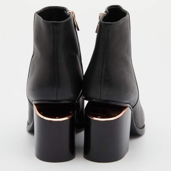 **SOLD** Alexander Wang Kori ankle boots in Rose Gold - Picture 3 of 9